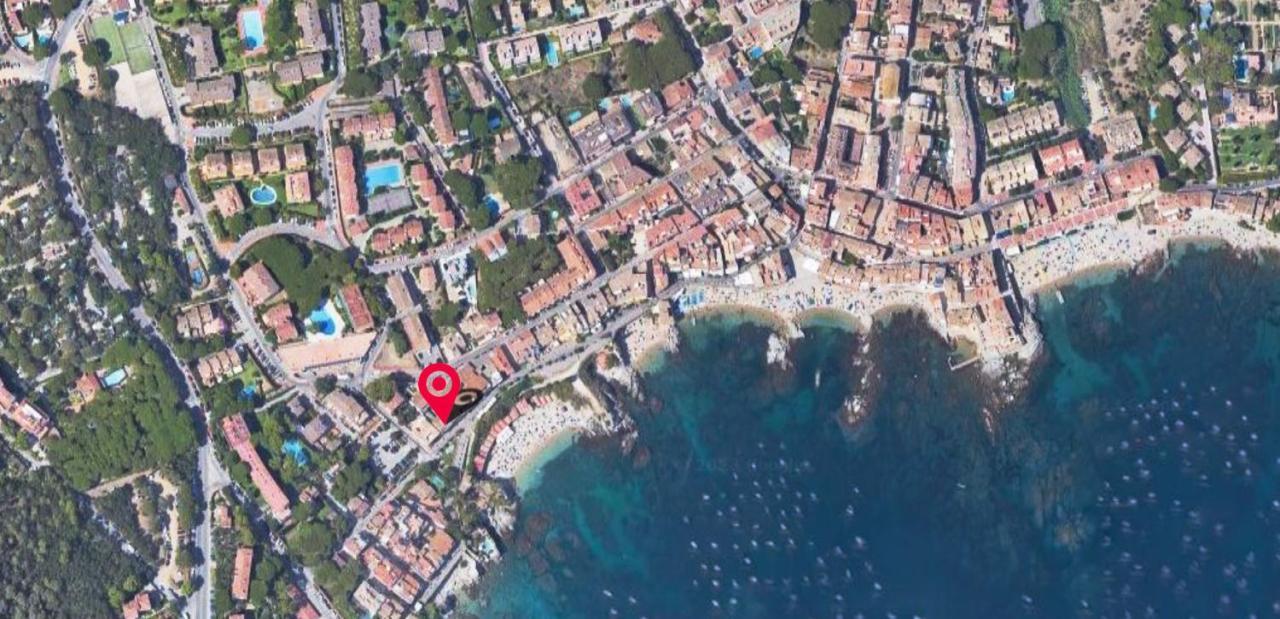 Precioso Apartamento Reformado En 1Ra Linea De Mar Sin Vistas Calella De Palafrugell Eksteriør billede