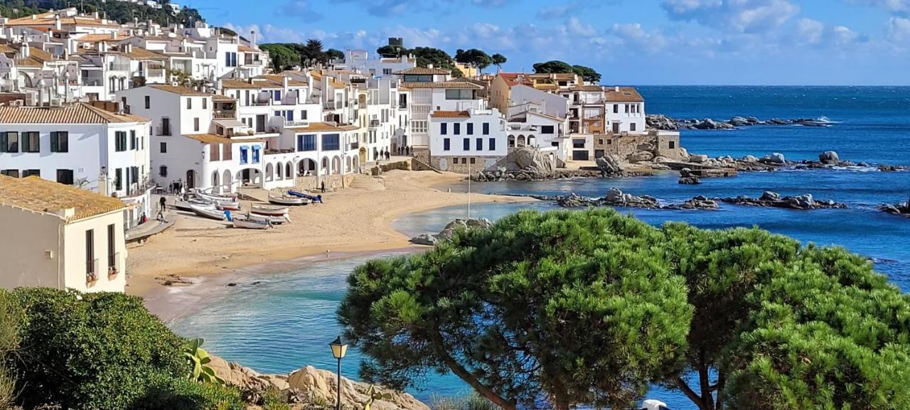 Precioso Apartamento Reformado En 1Ra Linea De Mar Sin Vistas Calella De Palafrugell Eksteriør billede